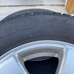 フィット スタッドレスの画像