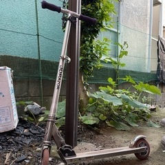 折り畳み式キックボード