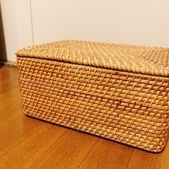 【無印良品】重なるラタン　長方形バスケット・中　フタ付き　の画像