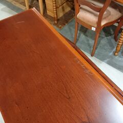 LYNN HOLLYN｜リンホーリン｜ライティングビューロー