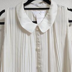 新品　ロングブラウスの画像