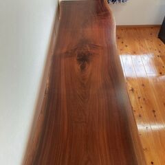 アトリエ木馬【希少】新品・一枚板ウォールナット（W240cm）- 「家具材のロールスロイス」引き取り限定！の画像