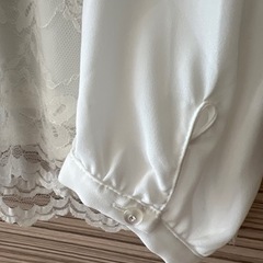 【新品】レースプルオーバー、GLACIERの画像