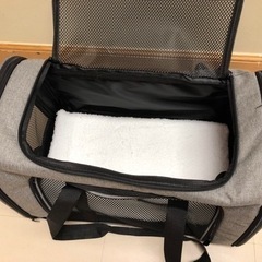 猫キャリアー　新品の画像