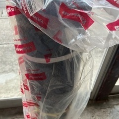 〔新品〕ヤンマー　ゴム　サイドコラム　1E8915-62641