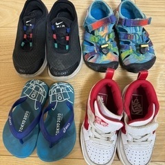 keen  靴/バッグ 靴 スニーカー四足セット
の画像