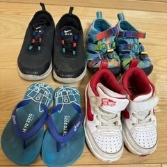 keen  靴/バッグ 靴 スニーカー四足セット
