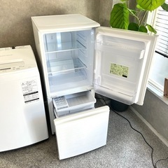 ☑︎ご成約済み🤝 SHARP✖️TOSHIBA 一人暮らし家電セット✨ ホワイト🫧の画像