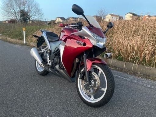 人気のフルカウルCBR250R
