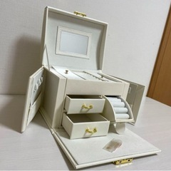 アクセサリー　収納ボックス