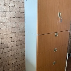 キャビネット2点セット 両開き 引き出し オフィス家具 棚 木目調 鍵付きの画像