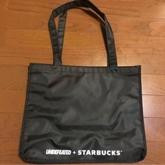 【未開封】UNDEFEATED×STARBUCKS コラボトートバッグの画像