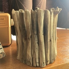 木の枝で作られた鉢カバー🌱の画像