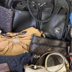 【60点以上】ブランドバッグ等まとめ売り　 COACH　LOUIS VUITTON　CHANEL　GUCCI　Dunhill　FENDI　agnes.b等 　基本鑑定済の画像