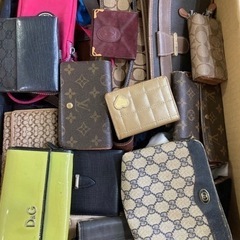 【60点以上】ブランドバッグ等まとめ売り　 COACH　LOUIS VUITTON　CHANEL　GUCCI　Dunhill　FENDI　agnes.b等 　基本鑑定済の画像