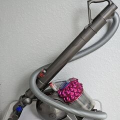 【交渉中です】ダイソン キャニスター型掃除機 DC63