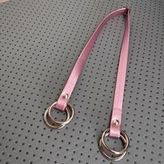 ショルダーストラップ