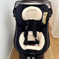 Combi　コンビ　チャイルドシート　