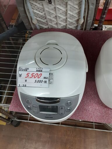 リサイクルショップどりーむ天保山店　No12980　炊飯器　東芝　２０１８年製　５・５合