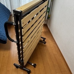 家折りたたみすのこベッド
