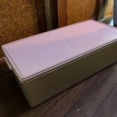 タッパーウェア衣装ケース2個セット