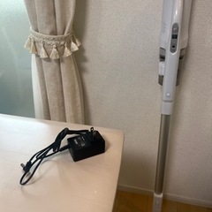 充電式コードレス掃除機