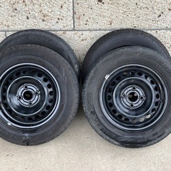 車のパーツ タイヤ、ホイールの画像