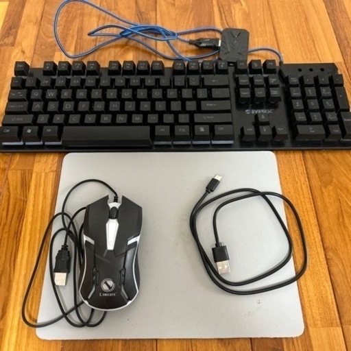 3点セット　キーボード、コンバーター、マウス