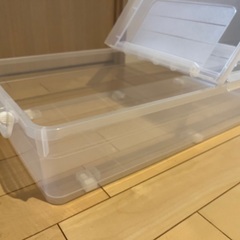 ベッド下用キャスター付き衣装ケース4個