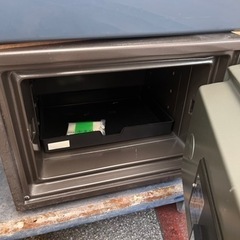 金庫　磁石キーありの画像