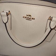 Coach コーチ ショルダーストラップ付きバッグ ホワイト白