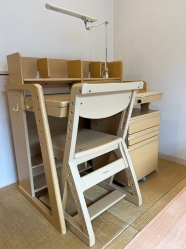 学習机（okamura))
