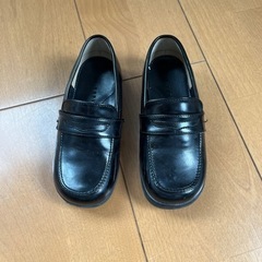 子供用ローファー