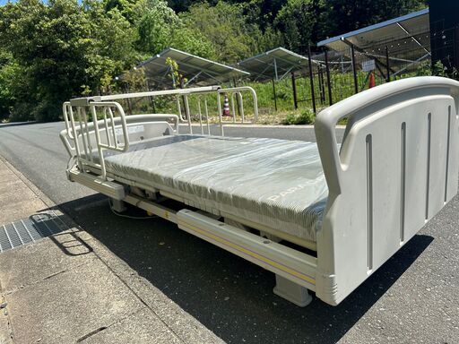 PARAMOUNT BED パラマウントベッド　介護ベッド リクライニングベッド 電動ベッド 介護設備 シングルサイズ 現状品
