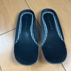 子供用ローファーの画像