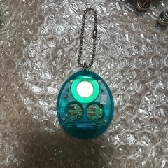 たまごっち 2個セット 海外版 当時物の画像