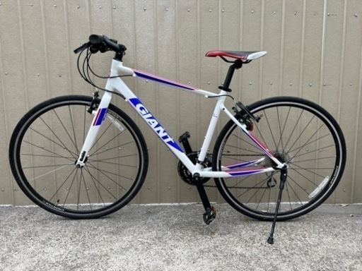クロスバイク Giant Crostar
