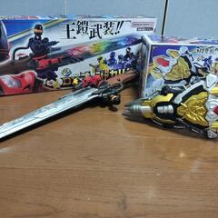 ★美品★　キングオージャー　剣と盾　おもちゃ　変身　