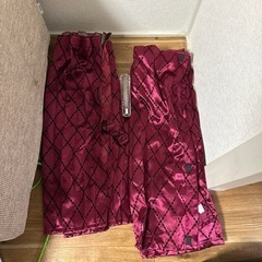 トラックカーテンとシフトレバー