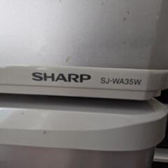 【15水13-】【取引決定済】冷蔵庫 SHARPの画像