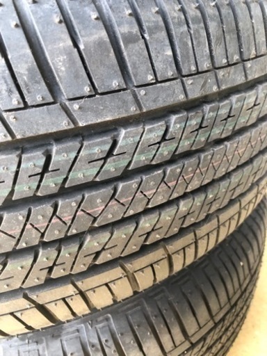 車のパーツ タイヤ、ホイール