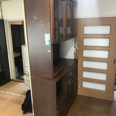 食器棚　高205cm 幅118cm奥54cm  至急！本日16時まで