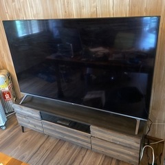 テレビ とテレビ台