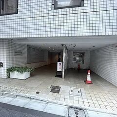 【溜池山王駅】【月約8万円】【週4日×朝3時間】マンション清掃/未経験者可～日払い可の画像