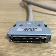 TEAC製SCSIケーブルの画像