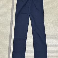 ユニクロ　ストレートチノパン　サイズ64ｃｍの画像