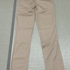 ユニクロ　ストレートチノパン　ウエスト64ｃｍの画像