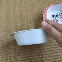 子供用食器の画像