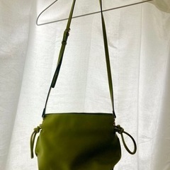 黄緑🌿そら豆色💚巾着ショルダーバッグ_春夏