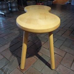 旭川家具 cosine ピーナッツスツール 幅86cm ナチュラル メープル材 コサイン スツール ベンチ 椅子 イス いす 札幌市東区 新道東店の画像